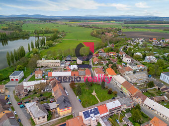 Prodej historického rodinného domu na náměstí ve Vysokém Ves - 2