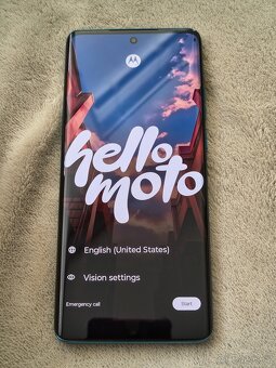 Motorola Edge 40 Neo (rok starý, s fakturou) - 2