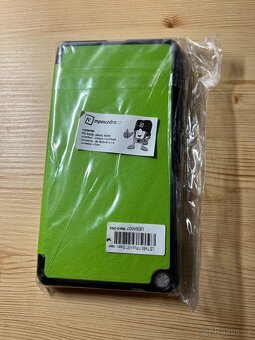 Trifold zapínací PU kožené pouzdro na Lenovo - 2