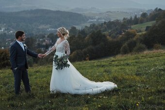 Svatební šaty + závoj - 2