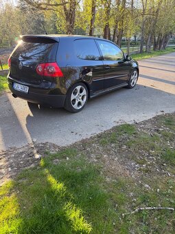 Golf V GTI 2.0 TFSI - 2