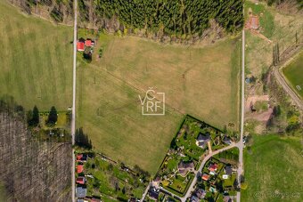 Prodej pozemku o výměře 1003 m2 určeného k výstavbě v obci Ž - 2