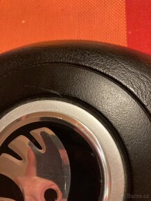 Škoda airbag do tříramenného volantu. - 2