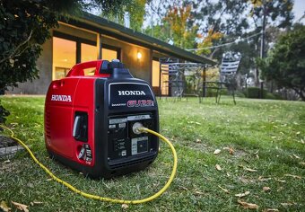 HONDA EU 22i Elektrocentrála - 2