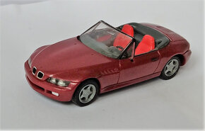 Herpa BMW 23. Vínová metalíza. - 2