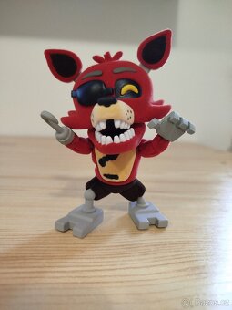 Five nights at Freddy's Foxy vinylová figurka ( Flocked ) - 2