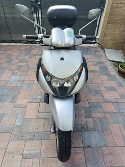 Prodám skútr Piaggio Beverly 124 11 kW - 2