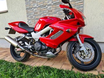 Honda VTR 1000F - 2