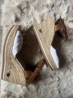 Espadrilky sandály na klínku platformě - 2