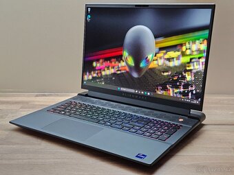18"_ALIENWARE M18 R2_165HZ_i9-14900HX_64GB_RTX 4080 12GB - 2