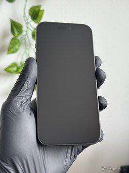 iPhone 15 Pro 512GB černý - 2