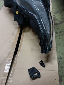 Ford tourneo connect svetlo - 2