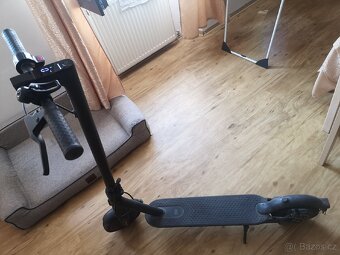 Elektrická koloběžka Xiaomi mi scooter pro 2 - 2