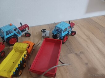 Staré hračky retro - 2
