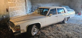 Cadillac Brougham 1988 - 2