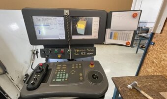 Obráběcí centrum (Univerzální) Hurco VMX 42 SR - 2