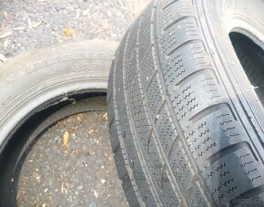 Zimní pneu Imperial Snowdragon 215/65 R16 98H - 2