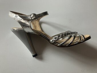 Lodičky plesové - 2