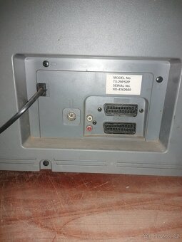 TV Panasonic - skleněnka - 2