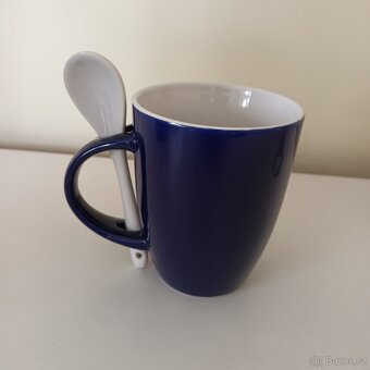 Hrnek se lžičkou Loro 300 - 2