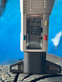 Zimní pneumatiky 165/60/15 - 2