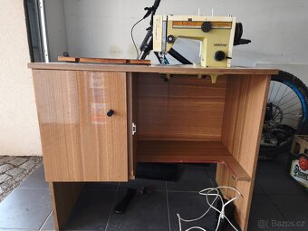 Šicí stroj Veritas - 2