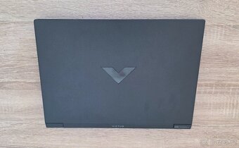 HP Victus 15 (Ryzen 5600H, 16 GB RAM, AMD RX 6500M) - 2