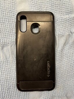 Kryt Spigen pro Samsung Galaxy A10 - 2