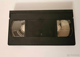 VHS -TITANIC - originál. videokazeta v nemčine - 2