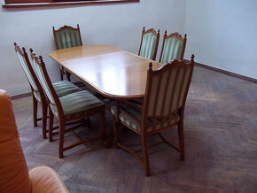 113 Rustikální rozkládací dřevěný stůl a 6 židlí - masiv - 2