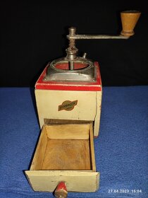 Retro mlýnek - 2