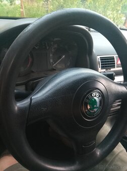 Octavia 1 rs-volant - 2