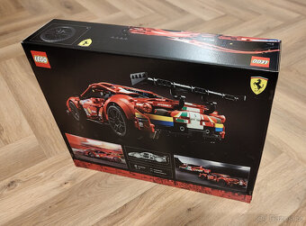LEGO 42125 Ferrari 488 GTE - 2