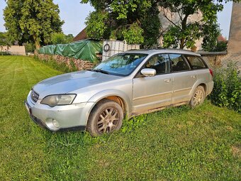 subaru outback 2004 na náhradní díly - 2
