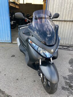 Suzuki Burgman 125,Servisní knížka - 2