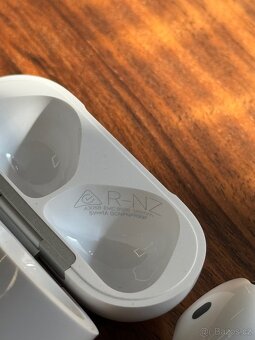 NOVÁ APPLE AIRPODS 4 2024,ZÁRUKA APPLE, ORIGINÁL - 2