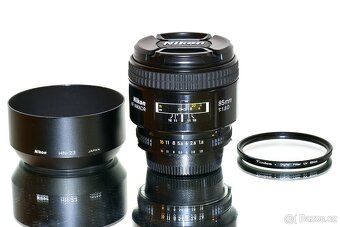 Nikon AF Nikkor 85mm 1,8D FX + UV 9-lamelový TOP STAV - 2