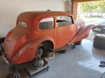 Karoserie limuzína Aero 30 - 2