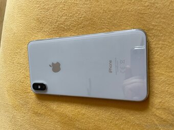 iPhone XS Max 64GB -býlí - 2