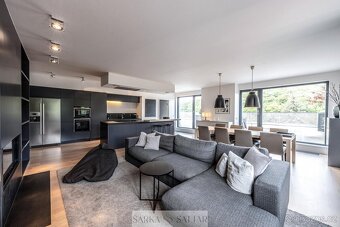 Pronajem vybaveného penthousu 5+kk 150m2 plus terasa 81m2 a - 2