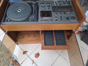 Cockpit 5000 s gramofonem Dual 1254 - 2