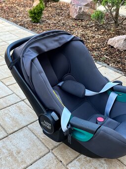 Dětská autosedačka BABY SAFE 3 i-SIZE - 2