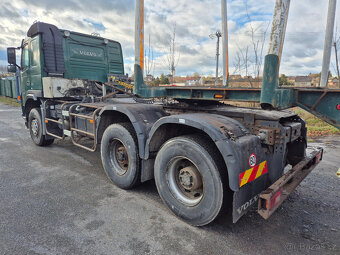 Volvo 6x6 tahač - 2