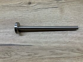 Teleskopický držák na ručníky z ušlechtilé oceli - 2