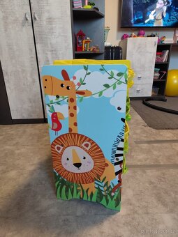 Dětský regál na hračky - 2