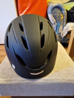 Lyžařská helma - 2