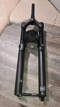 VIDLICE - Fox Performance Elite Float 38 Grip X 160 mm.Nová - 2