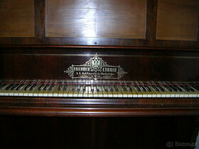 Starožitné pianino - 2