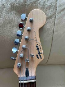 Kytara Squier + zesilovač Fender + zesilovač Torque - 2