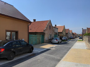 Prodej rodinného domu 120 m² /G na pozemku 1005 m², Čečelice - 2